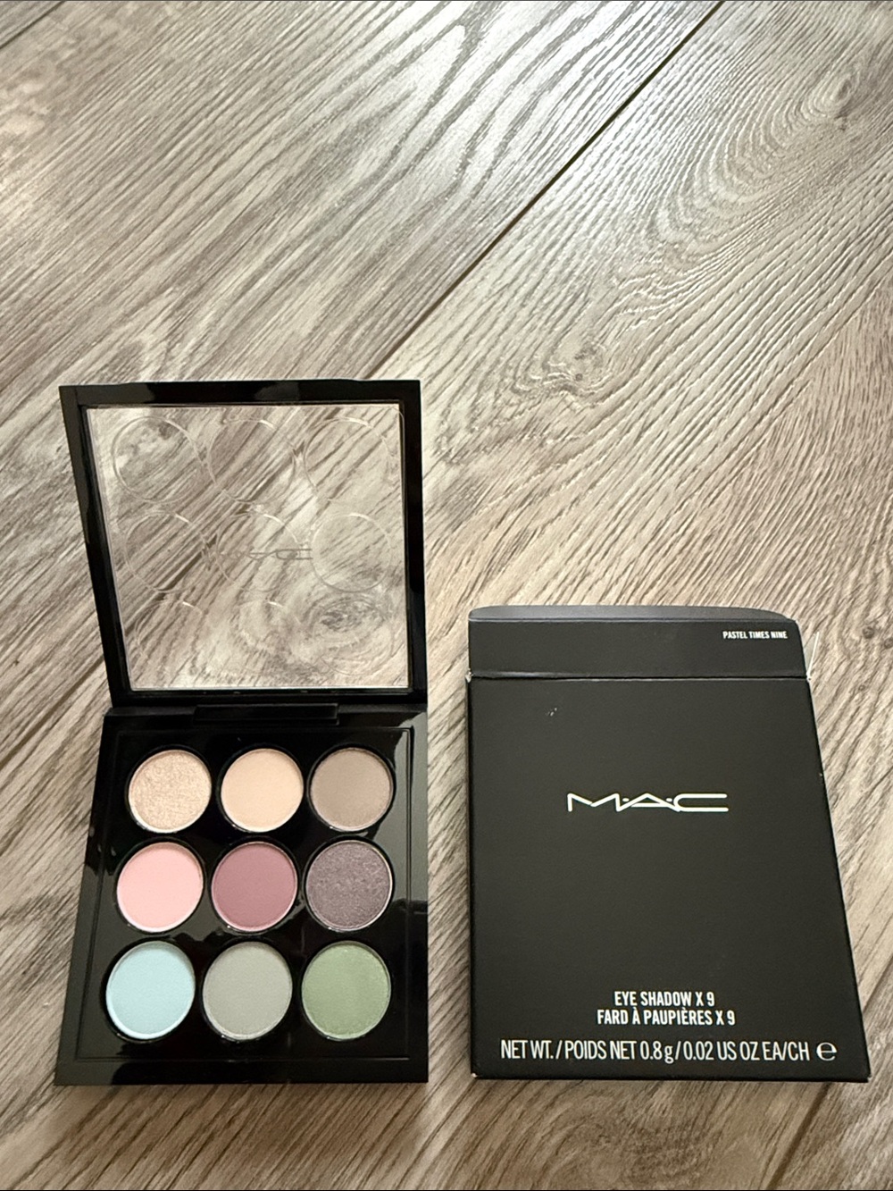 MAC Cosmetics Pastel Times Nine 9-Color Eyeshadow Palette - Pastel Shades